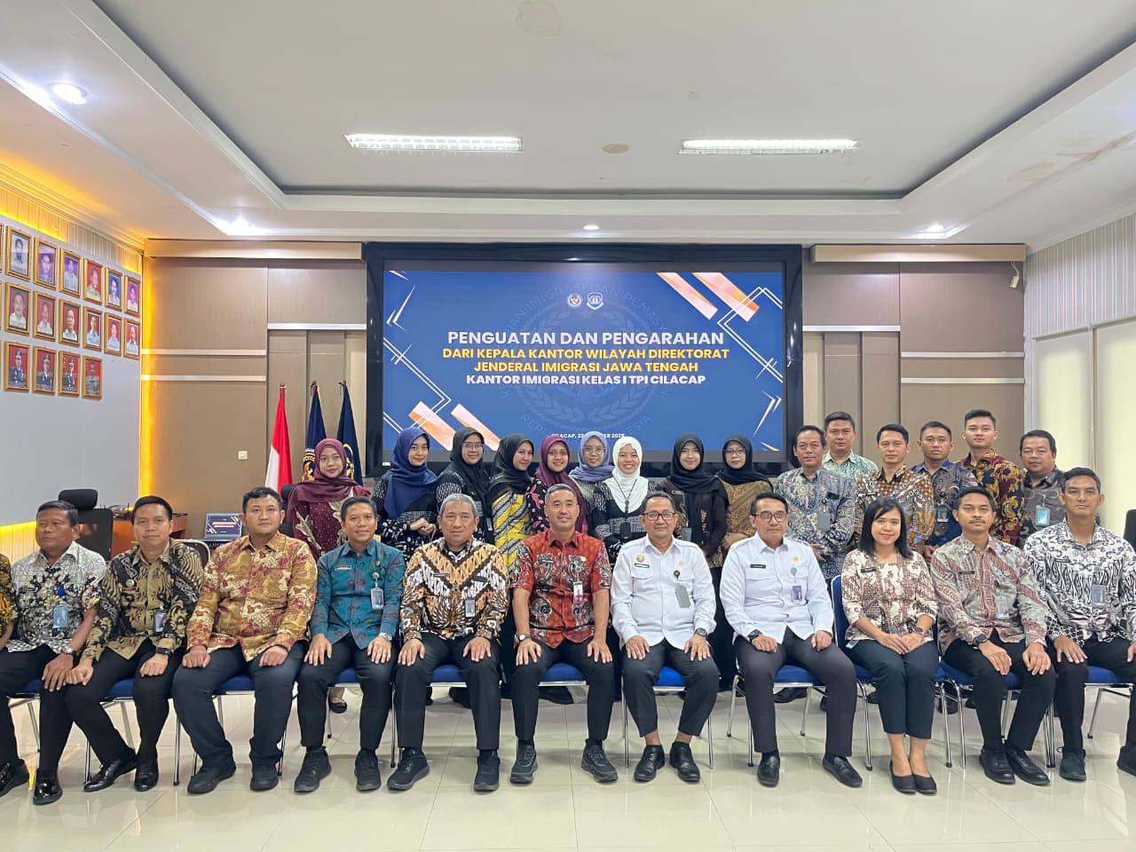 Kompak dan Sesuai SOP, Kakanwil Imigrasi Jateng Perkuat Pelaksanaan Tugas dan Fungsi di Imigrasi Cilacap